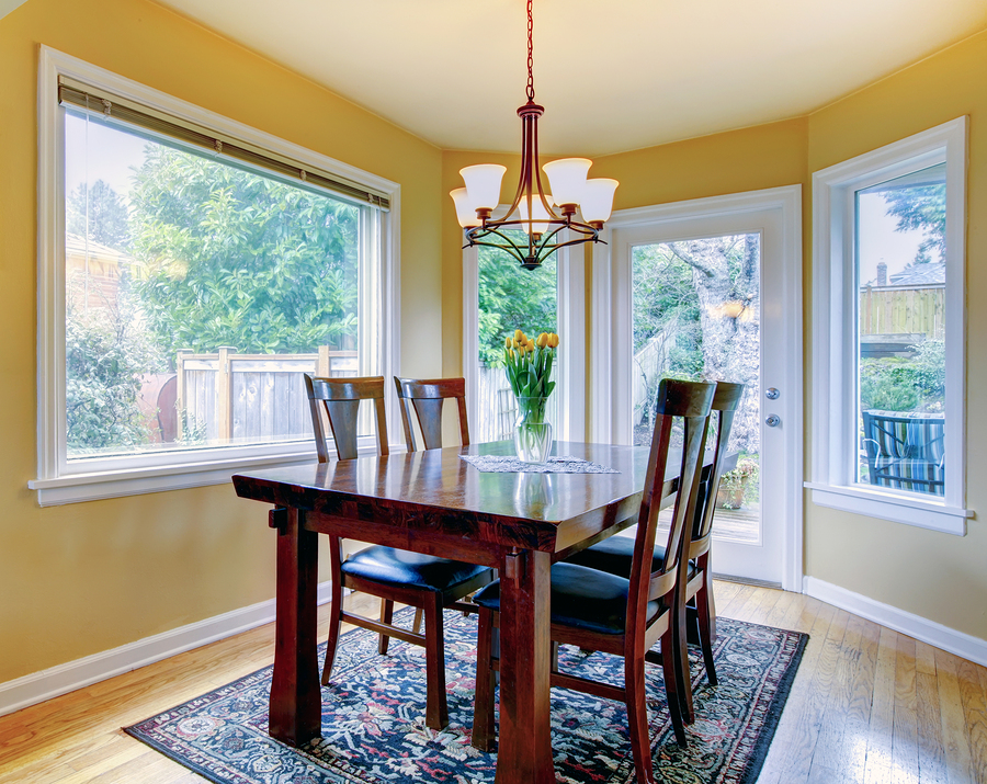 dining room with windows and sunlight